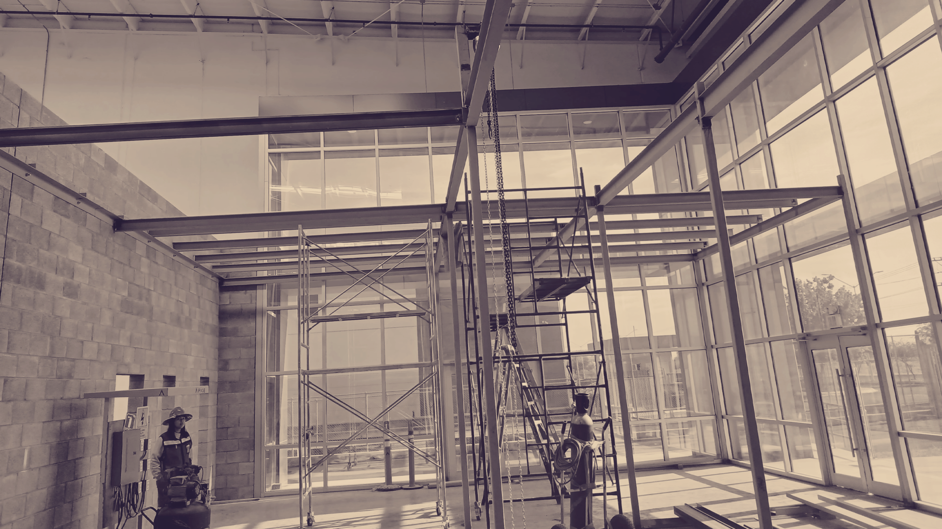 Trabajos de obra en proyecto VESTA SMA-POE 04